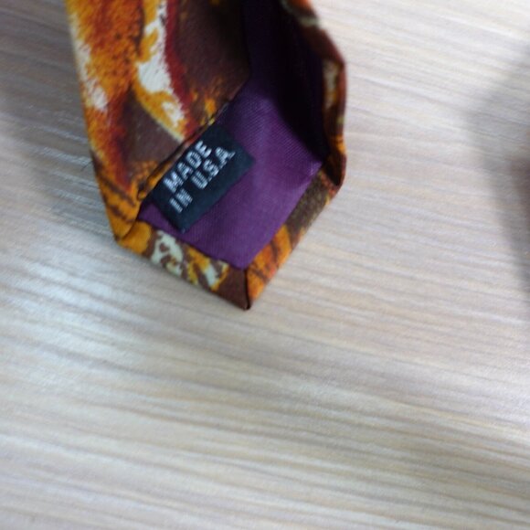 VINTAGE Guy Laroche Neck Tie Men Brown Paris Monsieur Silk Animal Duck Retro USA - Picture 8 of 9